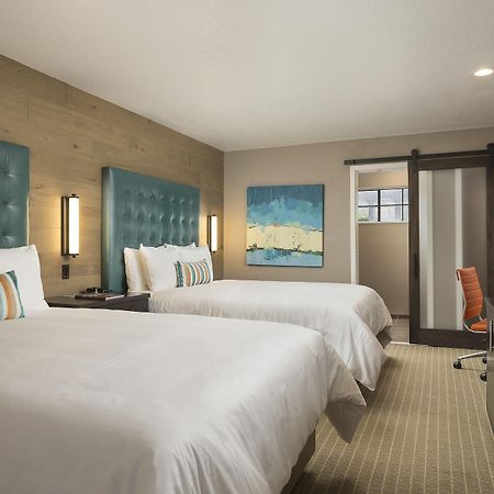 Wave Street Inn Monterey Room photo